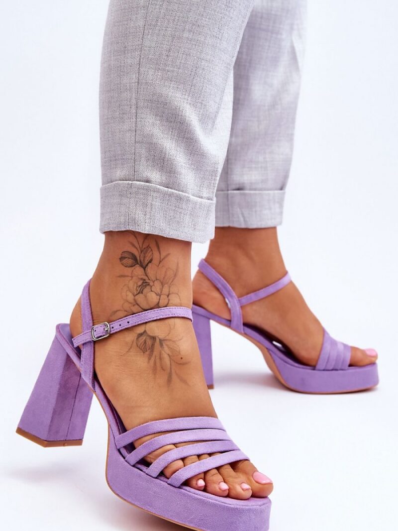 24fa374b3e75bf4e7a48cd8f51d6e64f