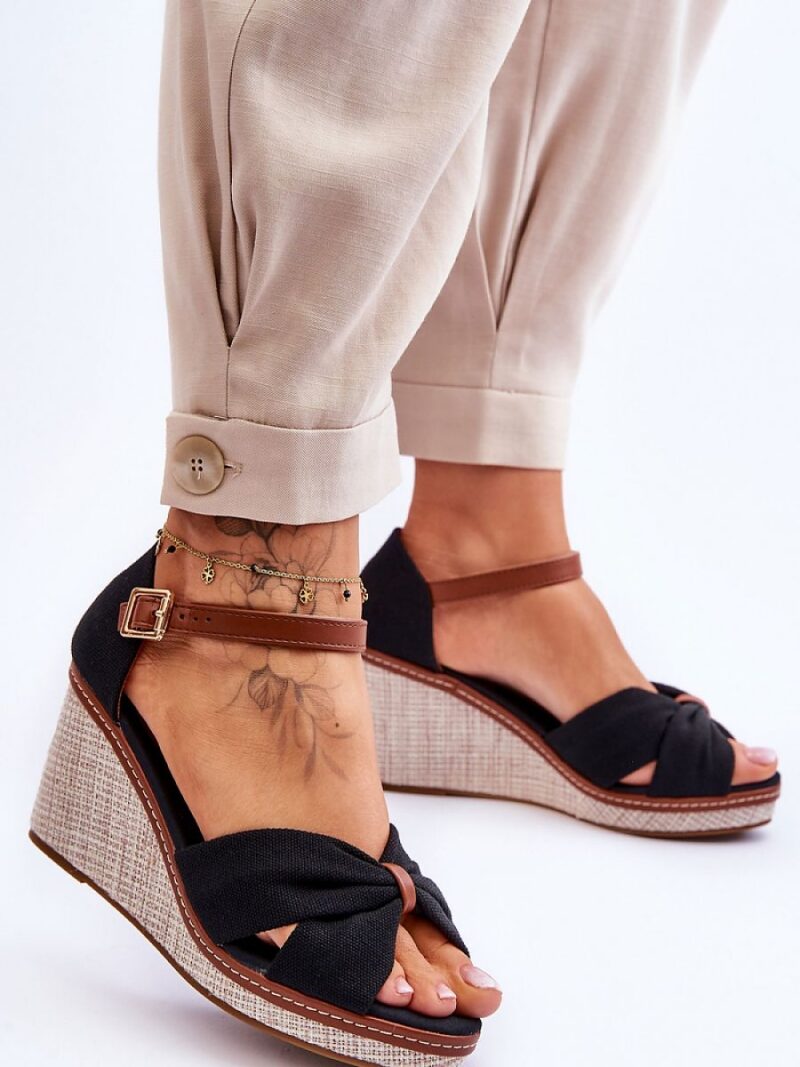 b3b251abbce97abb0e7773211bd5efcb