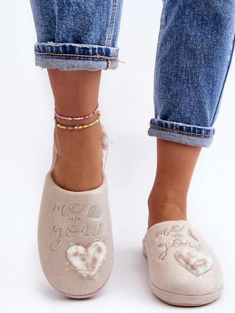 f0c9bd9bbba93001be074677b7e7fe20