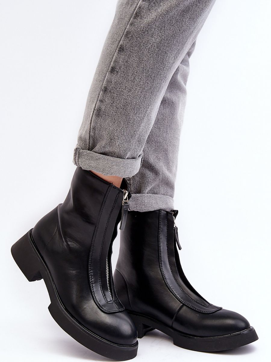 d883773fc2f8a12d98d052bad7468930