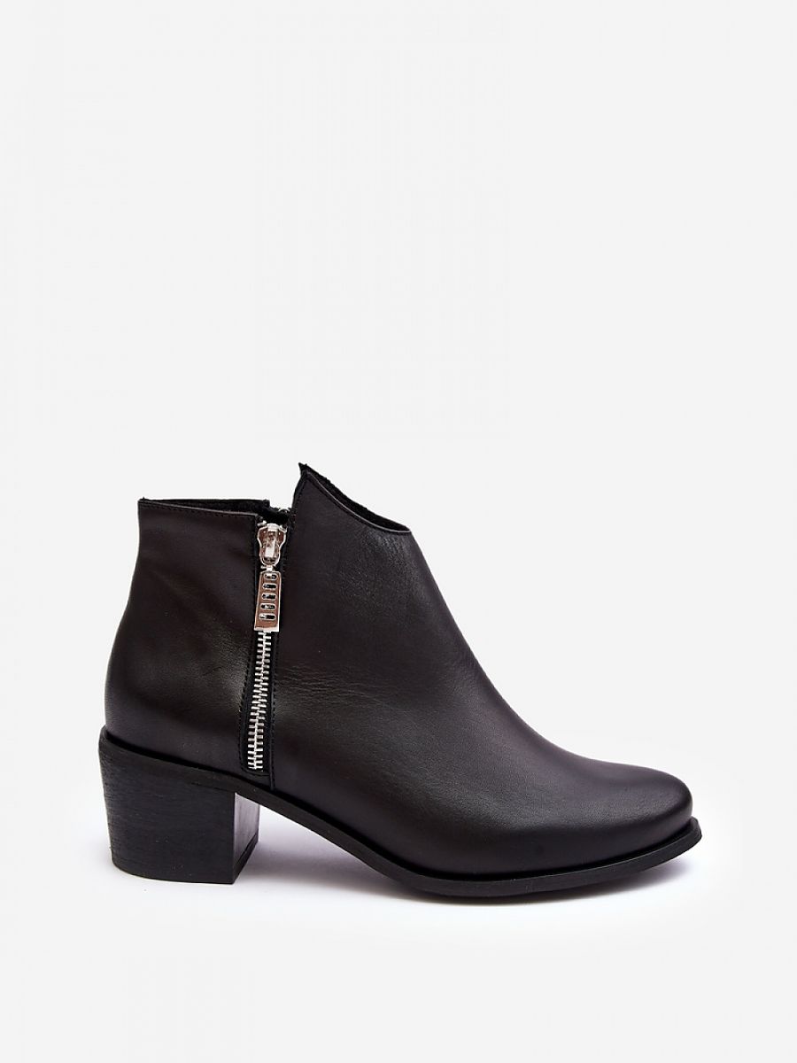 c2433a8d59d246d32c4b0238a63af504