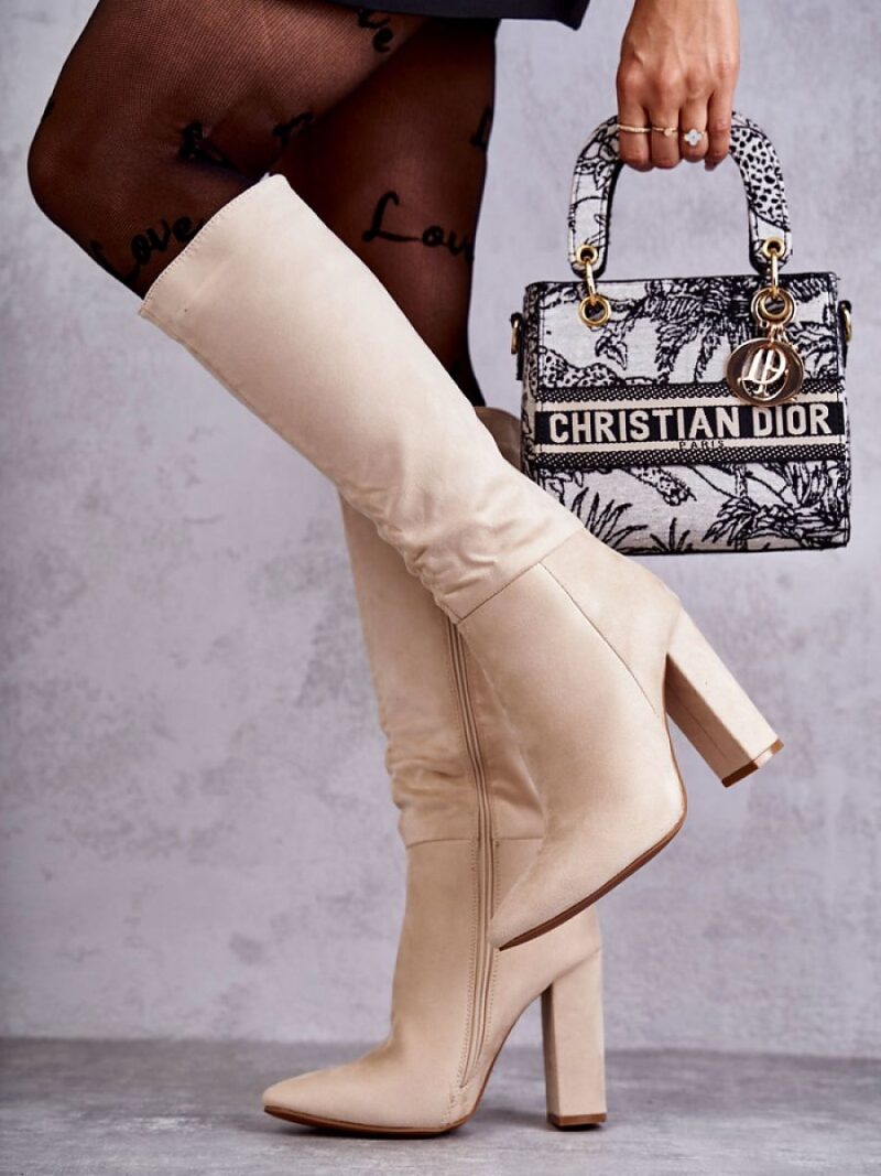 067870e316e581ff64e07fbb83bf0a3a