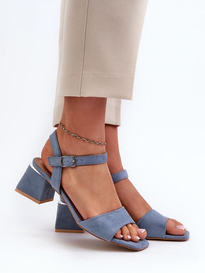 27e298b521fcc5837f19f9d5856c5759