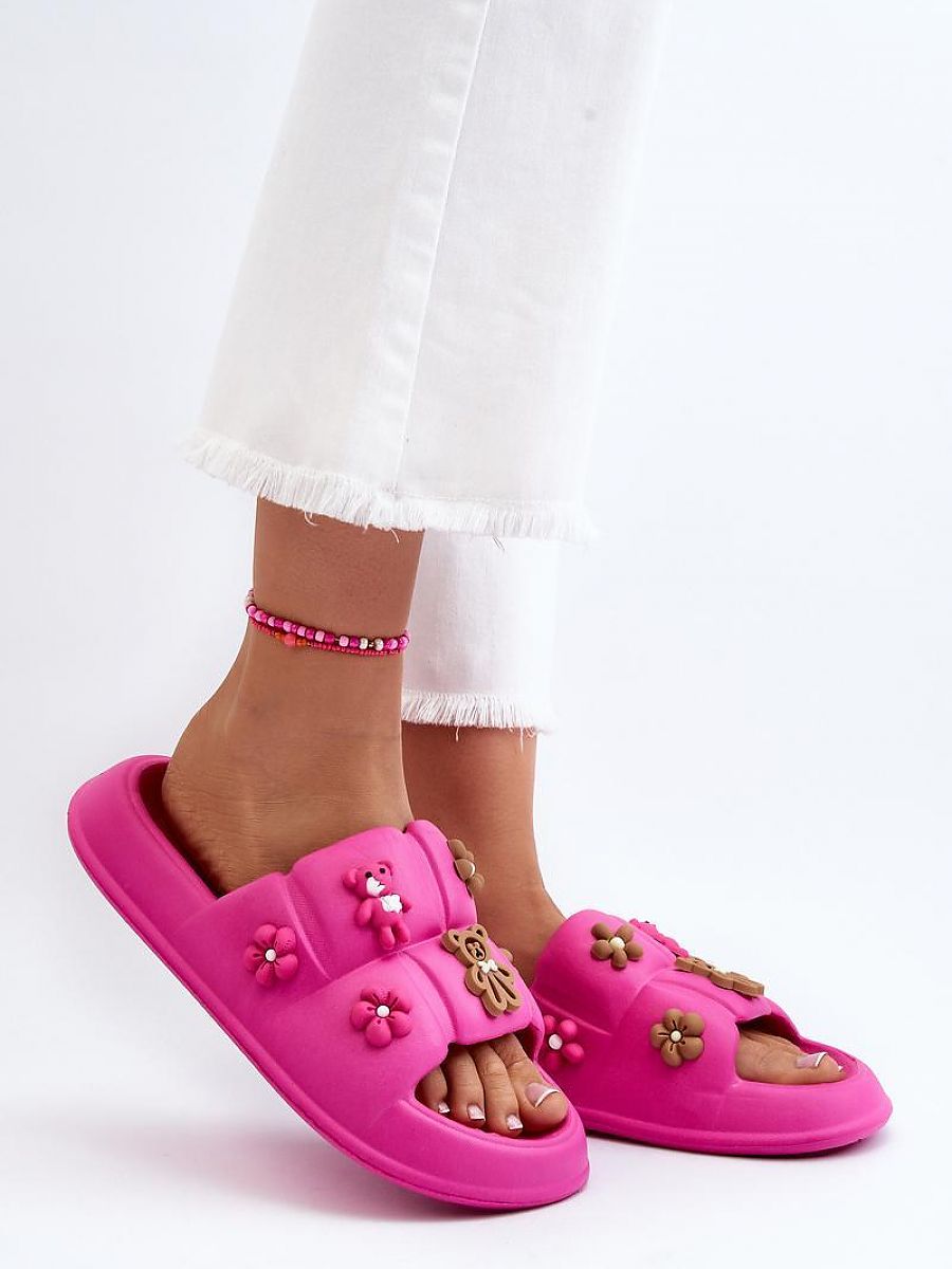 e5fb70d6c56b3b5fbca108b9d06d61ce