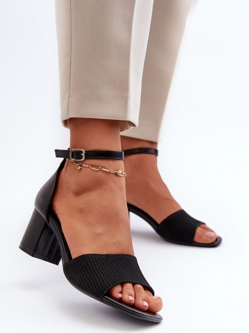 69d61633fd23652d1b81ba27a4b5300c