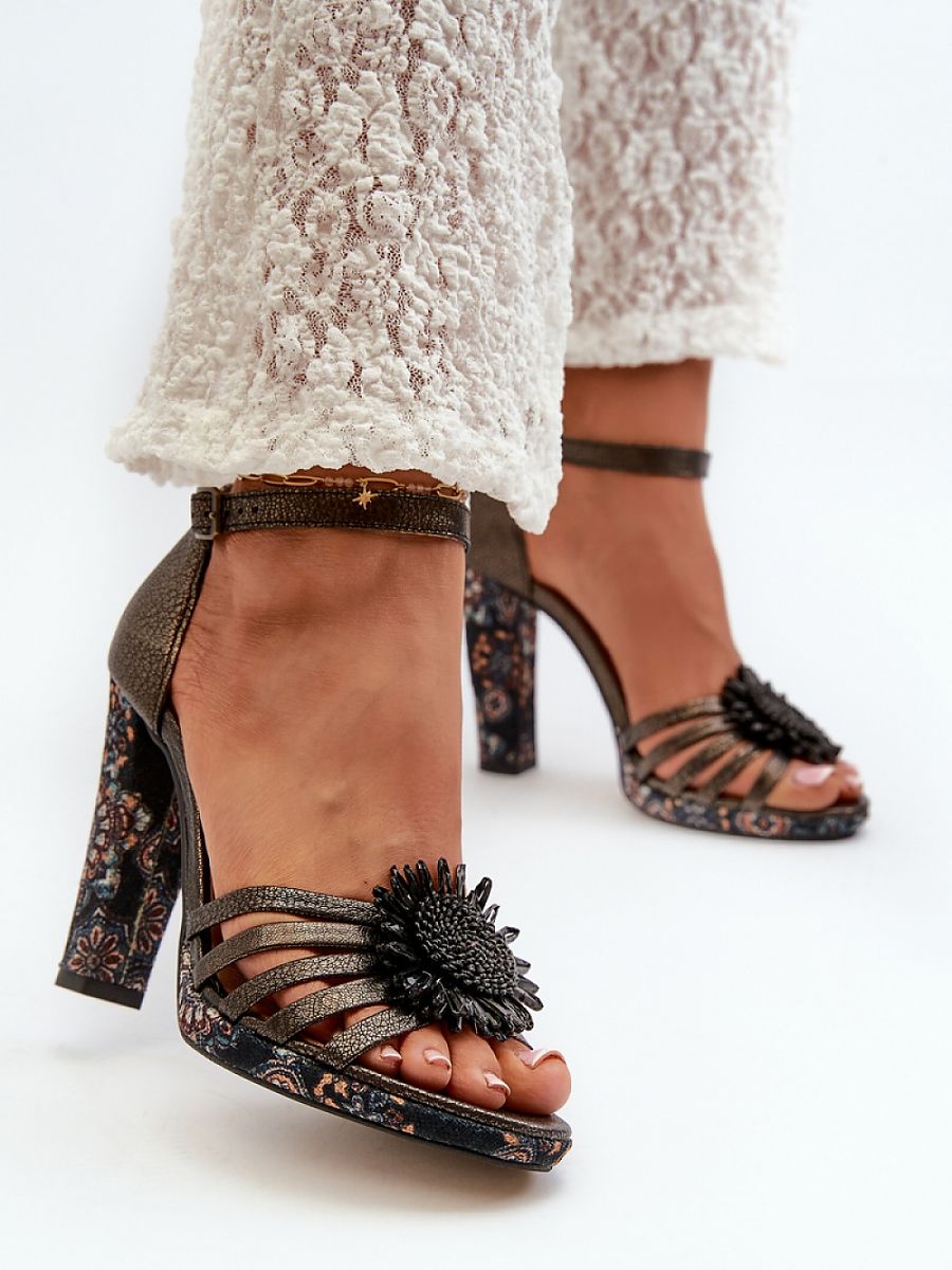 cc2d62df984bac5f746b886ee101477f