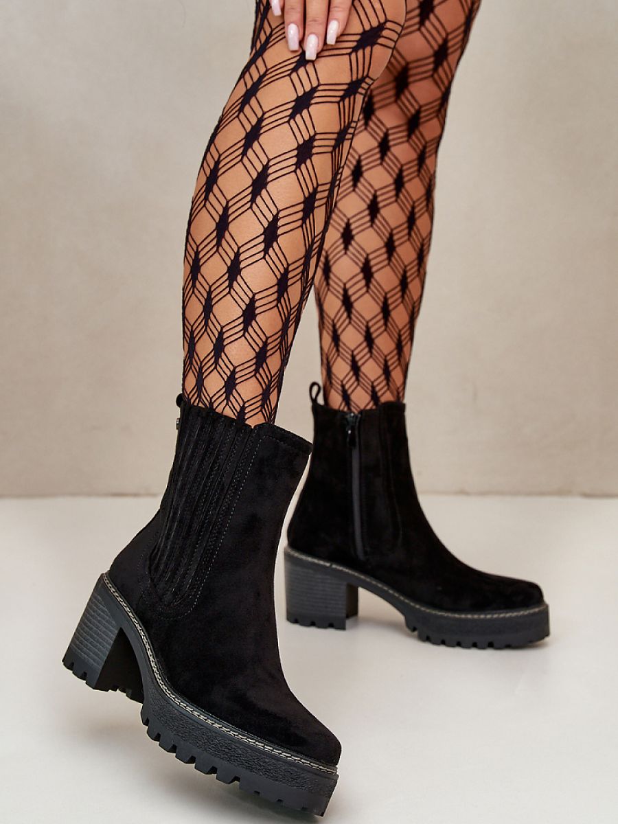 0015ef0dec992a59ef5bcaea1a8144ef