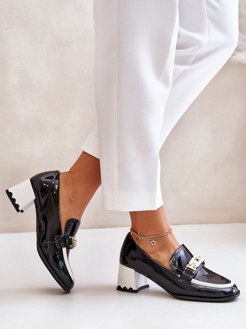 7d5bc25f72bd0df1c768f18b3d2107a4